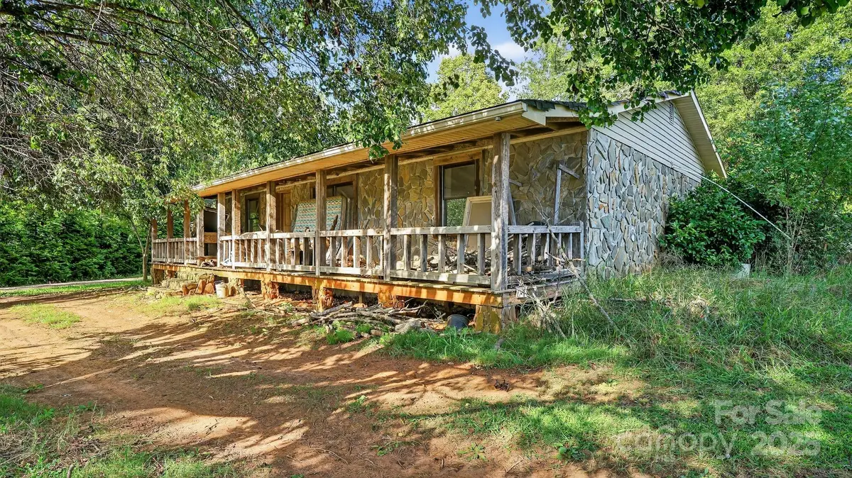 3931 Crossing Creek Drive, Claremont, NC 28610 - Image #1