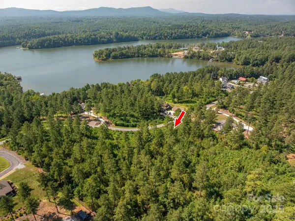 000 Coveside Drive #144, Sawmills, NC 28639