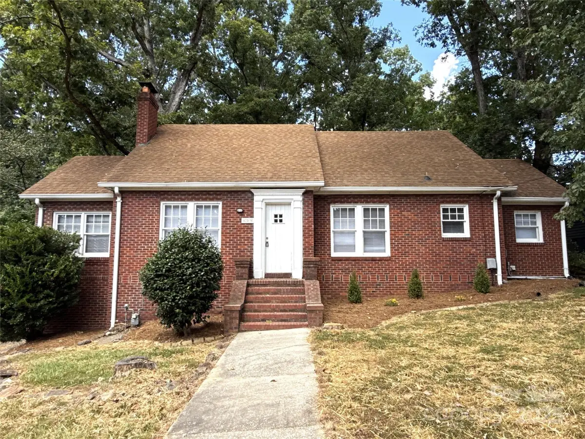 609 Montgomery Avenue, Albemarle, NC 28001 - Image #1