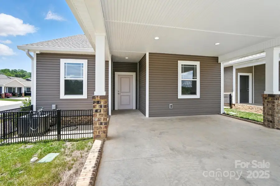1530 29th Street Se, Hickory, NC 28602 - Image #3