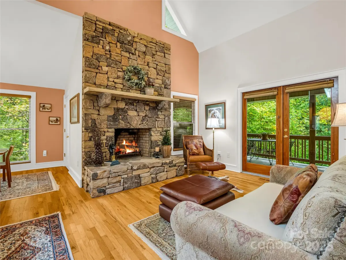 142 Winterview Trail, Hendersonville, NC 28739 - Image #1