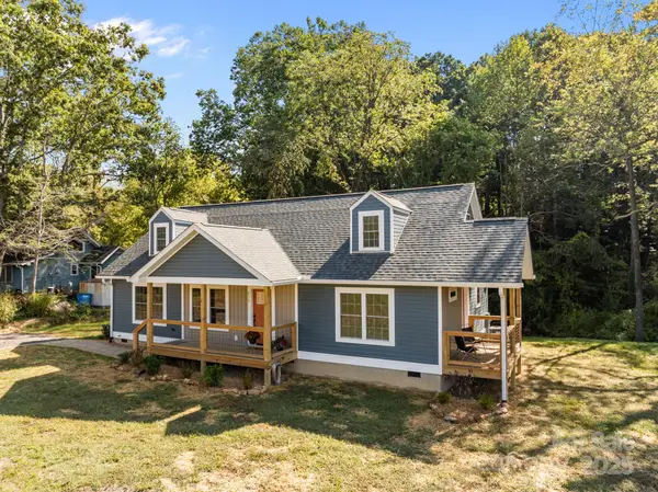 215 Mccoy Cove, Black Mountain, NC 28711