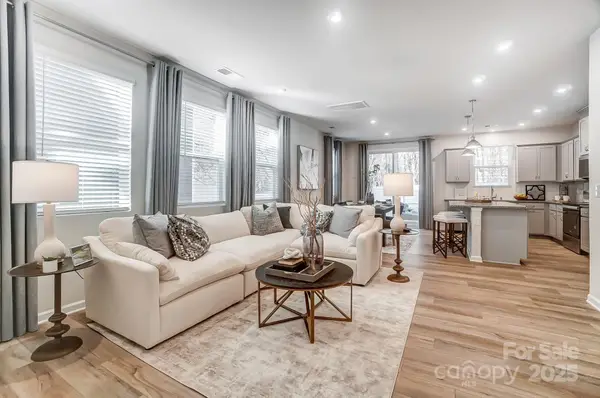 311 Laura Elizabeth Lane, Clover, SC 29710