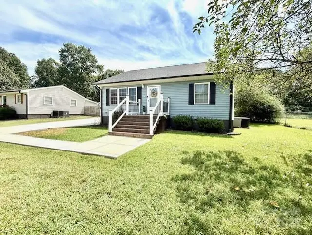 114 Yates Street, Dallas, NC 28034 - Image #2