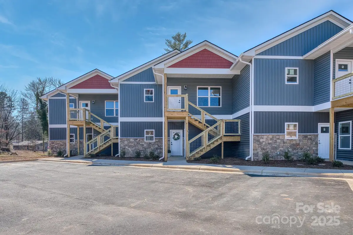 143 Carver Street #7, Brevard, NC 28712 - Image #1