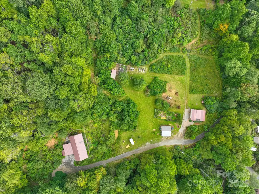 394 Af Simmons Road, Burnsville, NC 28714 - Image #2