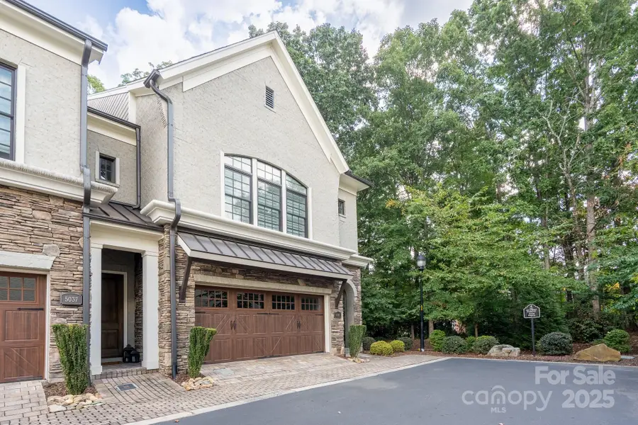 5041 Vernet Lane, Charlotte, NC 28210 - Image #3