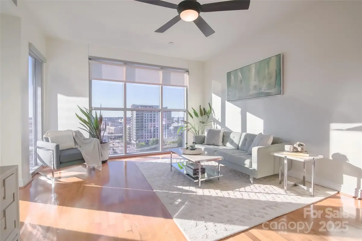 333 W Trade Street W #905, Charlotte, NC 28202 - Image #1