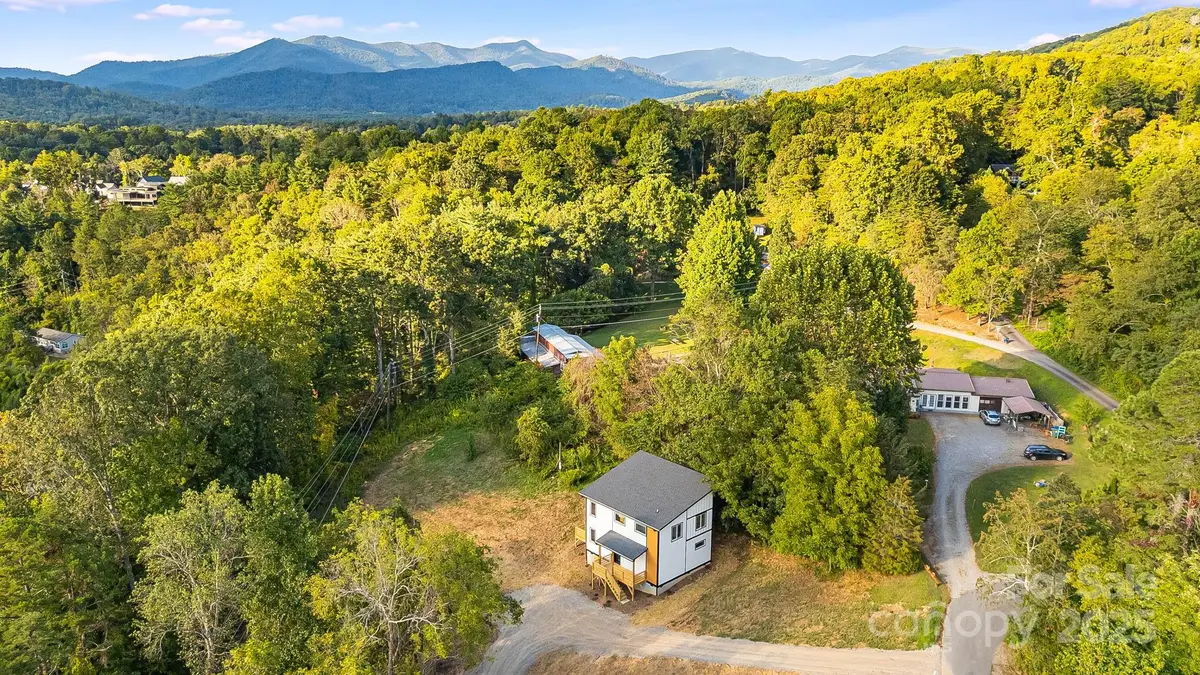 80 Upper Moffitt Road, Asheville, NC 28805 - Image #1