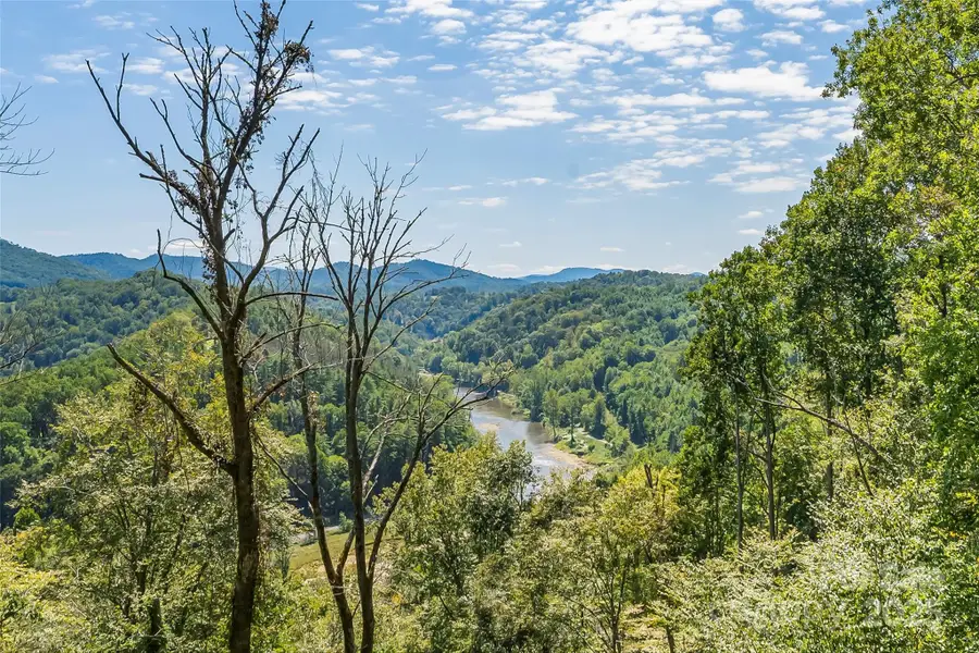 386 Old Log Road, Green Mountain, NC 28740 - Image #2