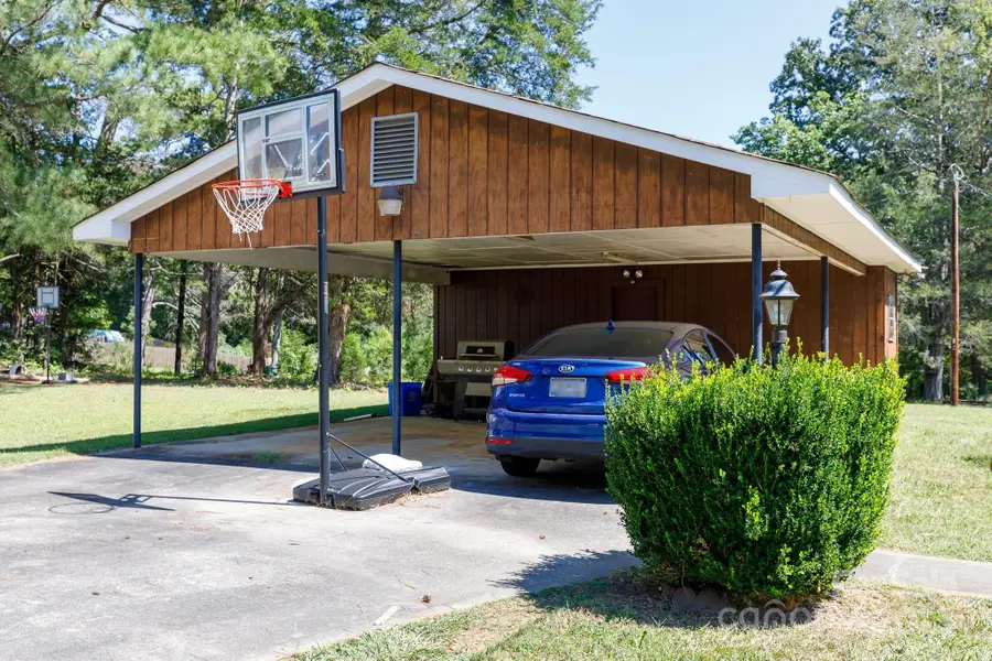 965 Pine Ridge Road, Chester, SC 29706 - Image #3