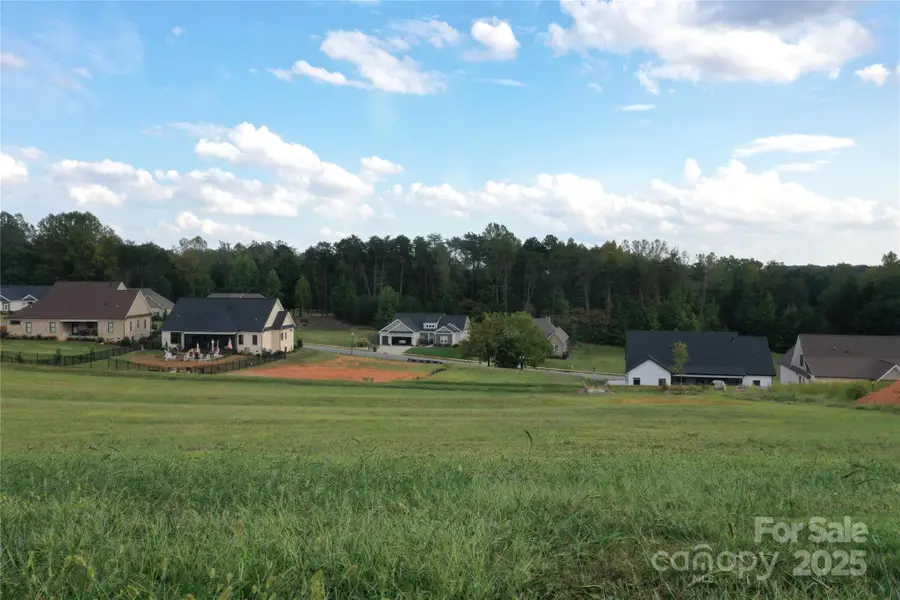 2627 Vista Lane Ne, Conover, NC 28613 - Image #2