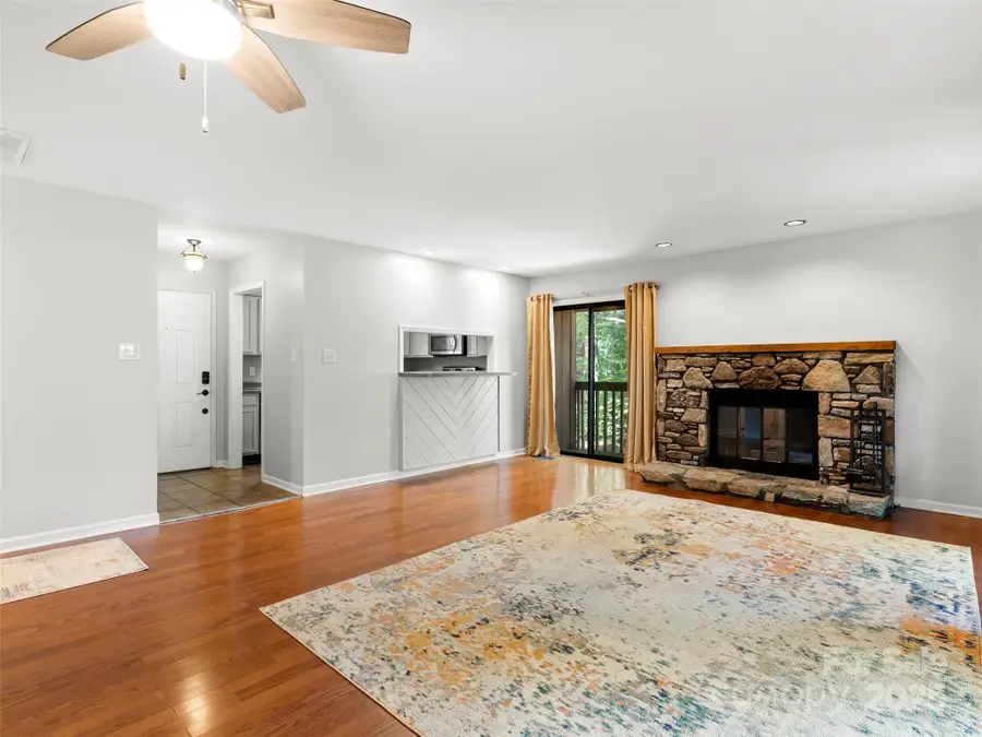 124 Cedar Forest Trail, Asheville, NC 28803 - Image #2