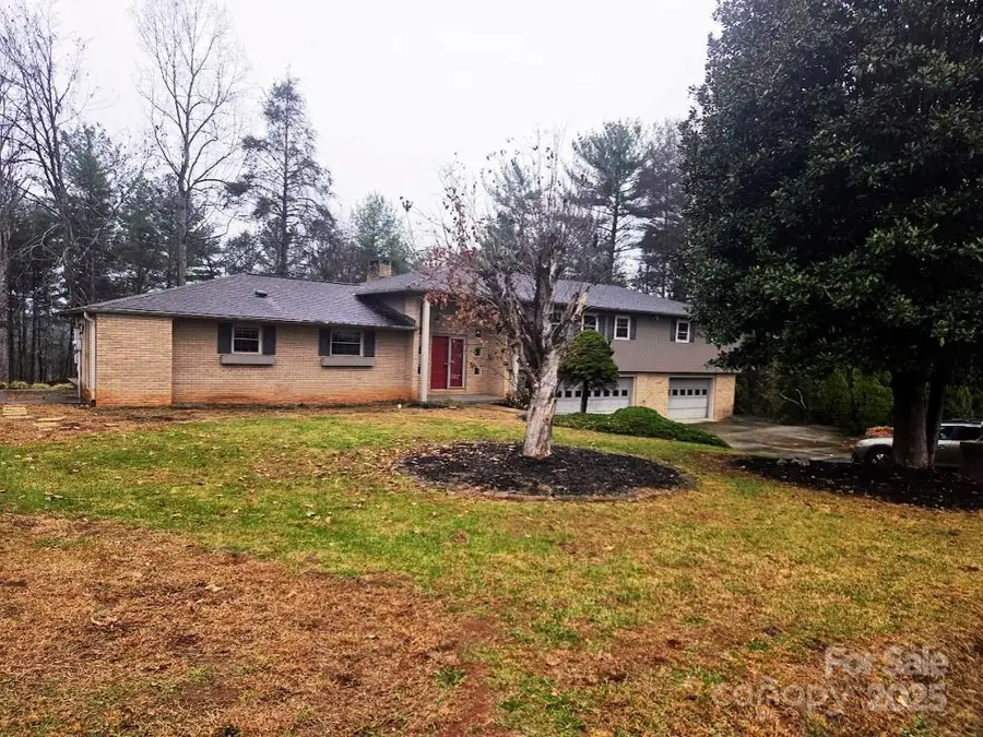 1824 Chrosaro Place #15, Lenoir, NC 28645 - Image #2