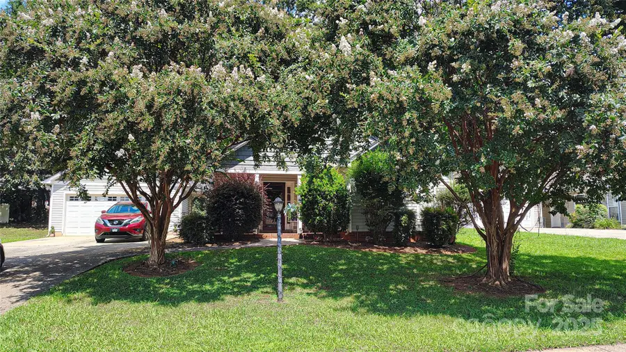 160 Tarrington Drive, Statesville, NC 28625 - Image #3