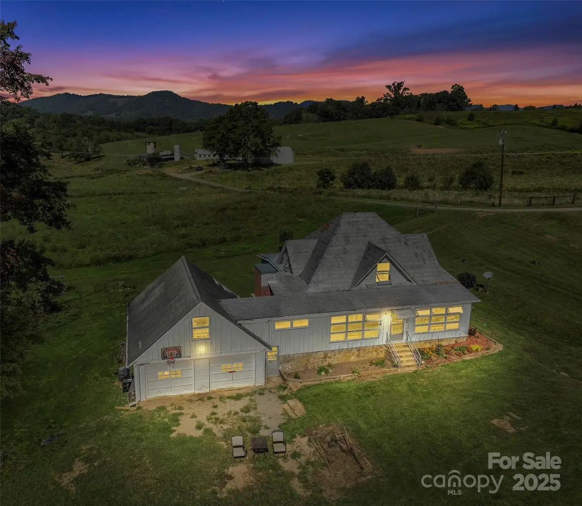 1685 Queentown Road, Canton, NC 28716 - #1