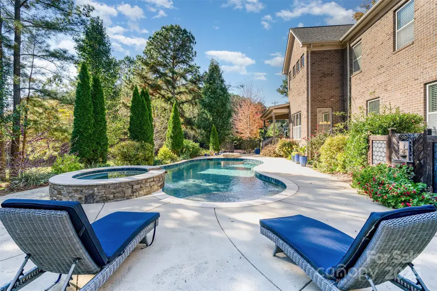 208 Pumpkin Seed Court, Matthews, NC 28104 - Image #2