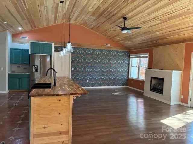 28 Wake Street, Waynesville, NC 28786 - Image #3