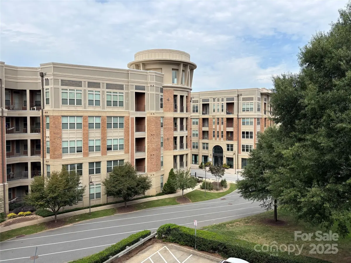 4620 Piedmont Row Drive, Charlotte, NC 28210 - Image #1
