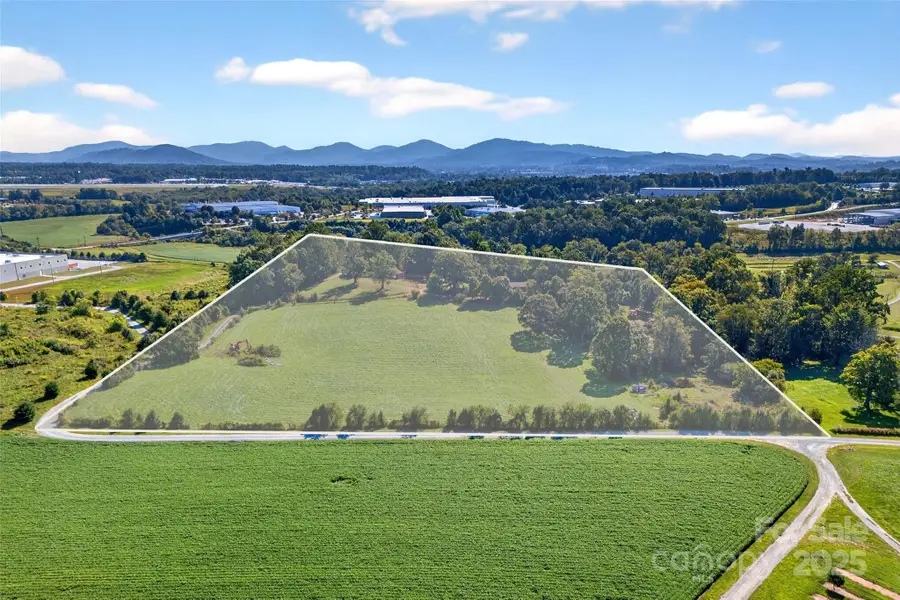 467 Butler Farm Road, Mills River, NC 28759 - Image #3