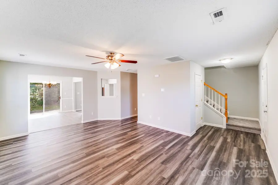 836 Almora Drive, Charlotte, NC 28216 - Image #2