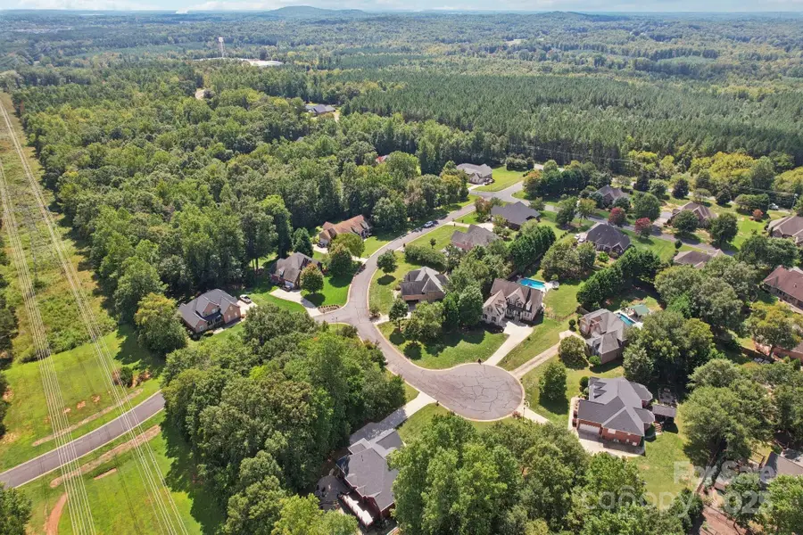 109 Highland Forest Drive, Clover, SC 29710 - Image #2