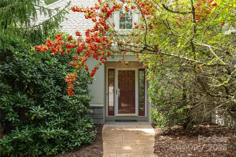 29 Bideford Row, Asheville, NC 28803 - Image #3