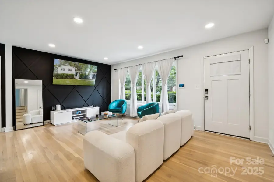 1530 Barberry Court, Charlotte, NC 28211 - Image #2