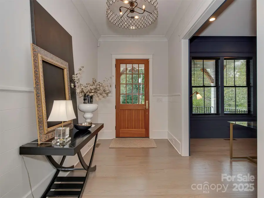 4009 Ridgecrest Avenue, Charlotte, NC 28211 - #3