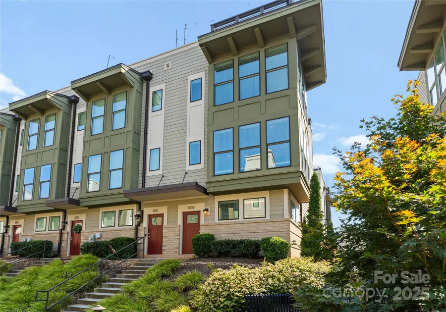 1707 Cannon View Lane, Charlotte, NC 28208 - Image #2