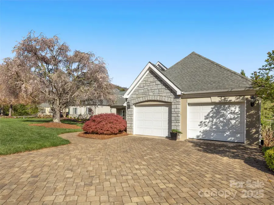 22 Clovelly Way, Asheville, NC 28803 - Image #3