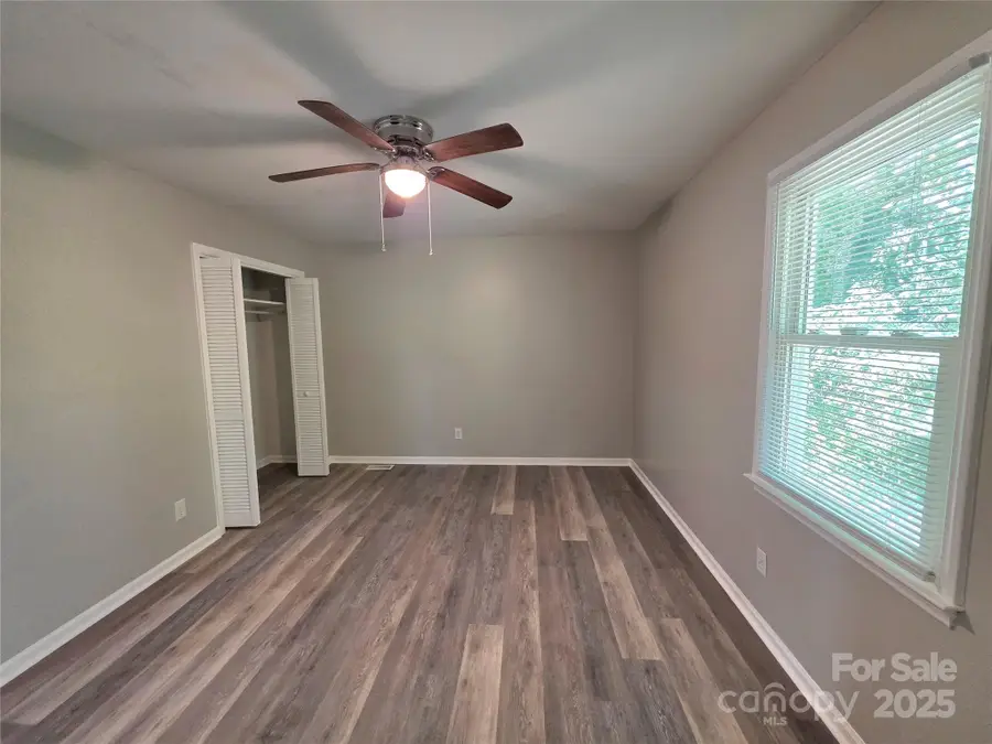 310 Campbell Circle, Kings Mountain, NC 28086 - Image #3