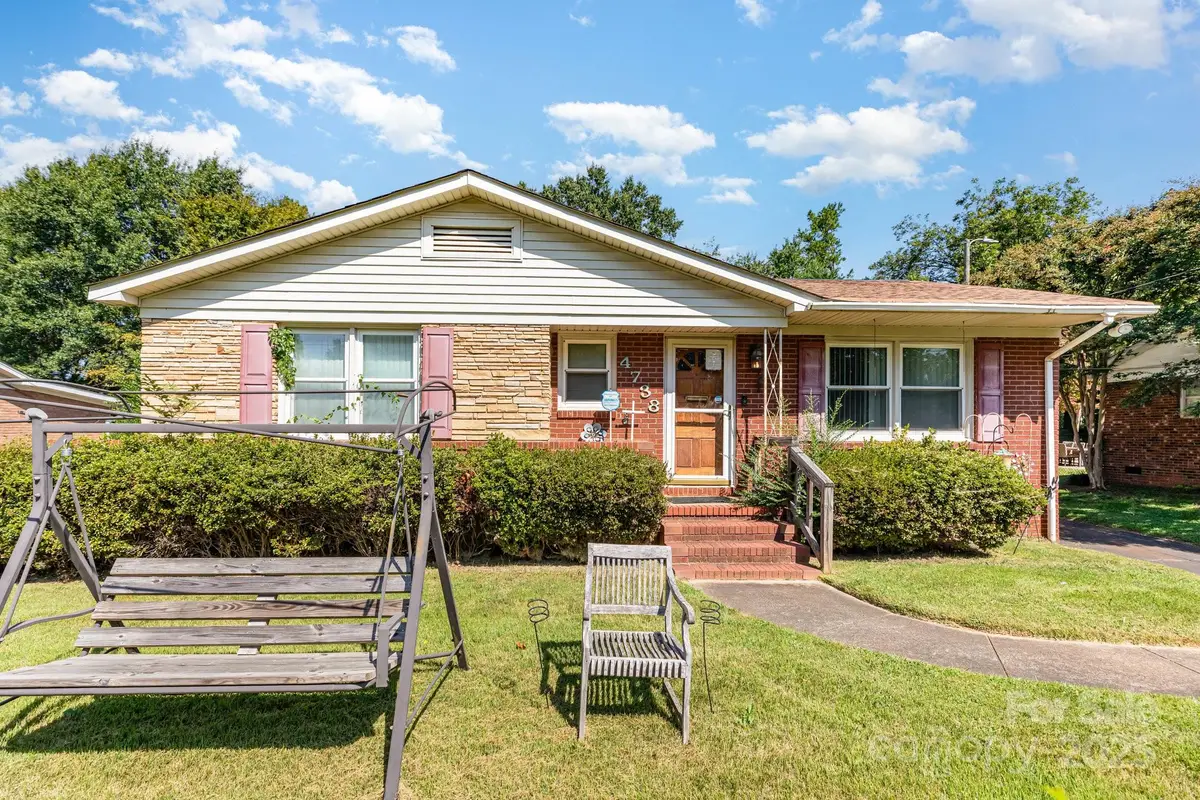 4738 Brooktree Drive, Charlotte, NC 28208 - Image #1