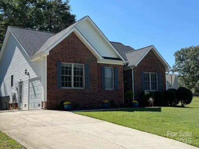 1234 Laurel Woods Drive, Gastonia, NC 28052 - Image #2