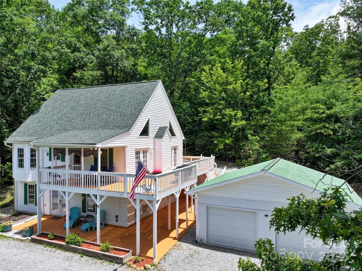 186 Hawks Point Drive, Zirconia, NC 28790 - #1