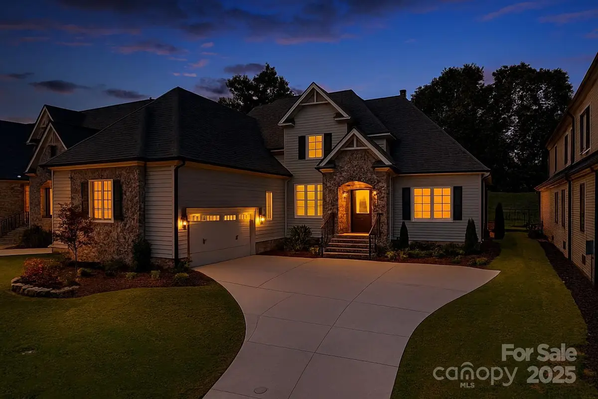 202 Chestnut Pond Lane, Simpsonville, SC 29681 - Image #1