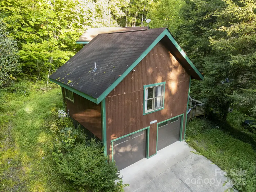 70 Stonegate Trail, Leicester, NC 28748 - Image #2