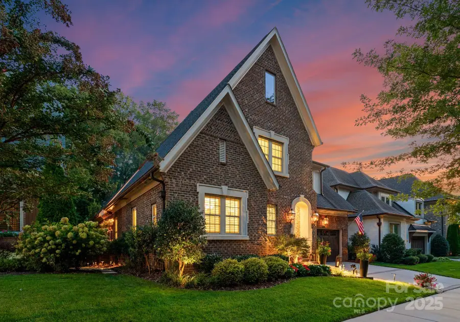 4611 Harper Court, Charlotte, NC 28210 - Image #2