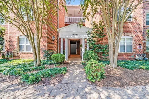5601 Fairview Road #10, Charlotte, NC 28209