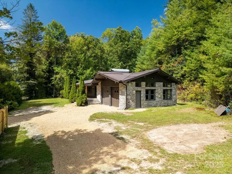 7321 Greenville Highway, Brevard, NC 28712 - Image #3