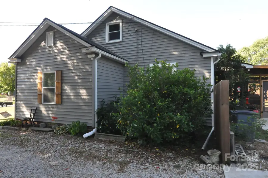 647 Still Street, Chester, SC 29706 - Image #3