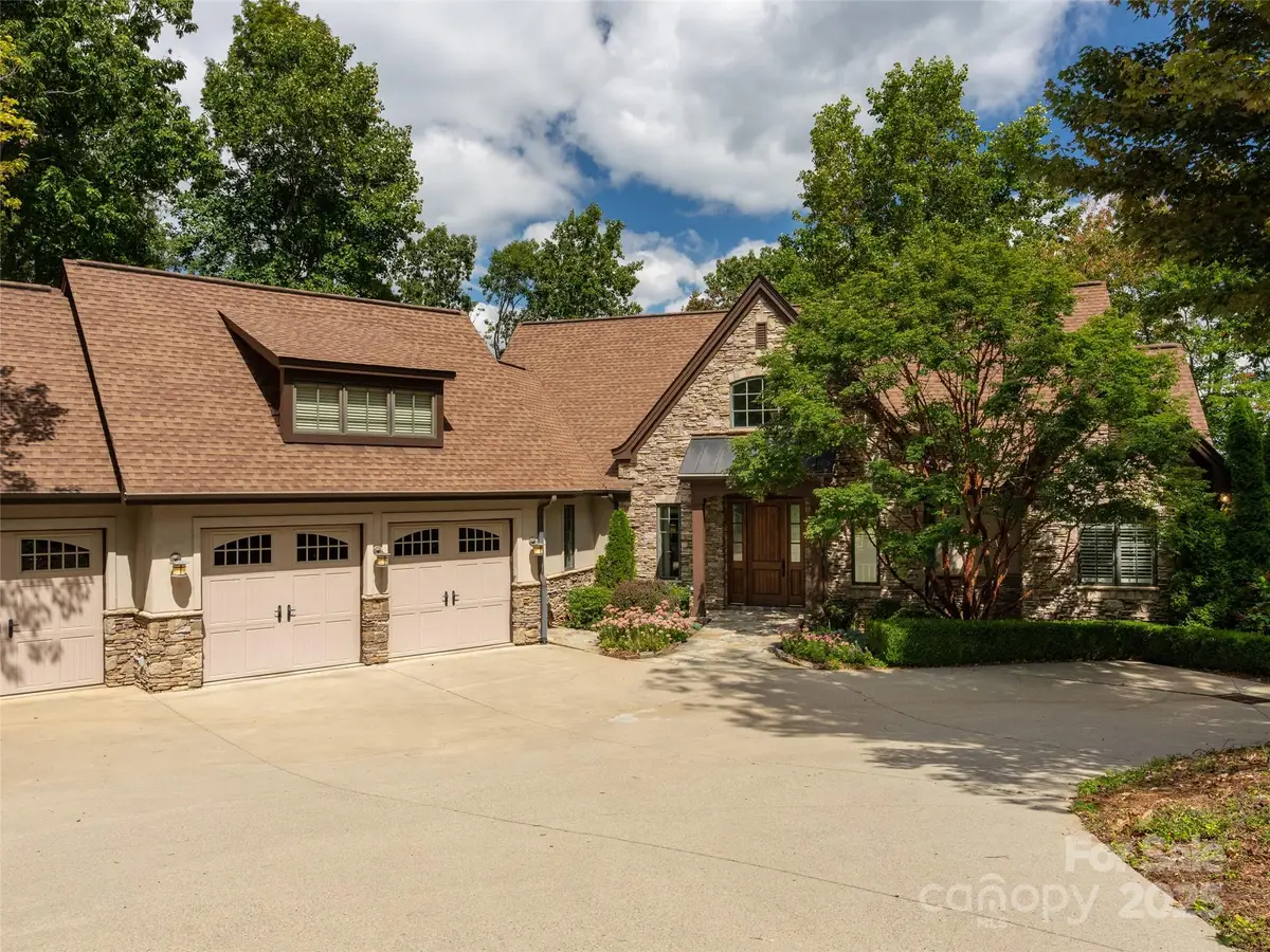 21 Windcliff Drive, Asheville, NC 28803 - Image #1
