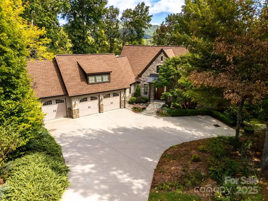 21 Windcliff Drive, Asheville, NC 28803 - Image #2