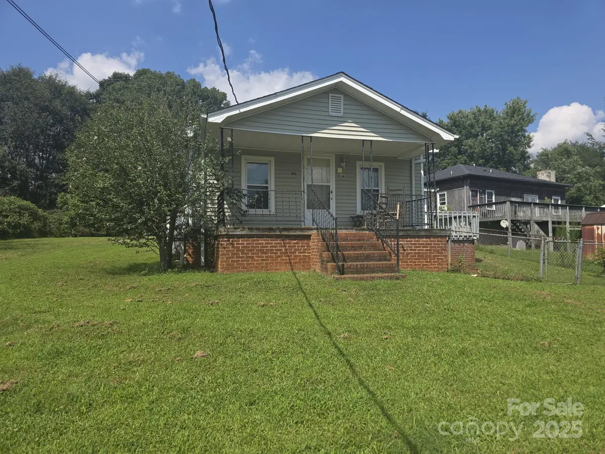 816 Pineburr Avenue Sw, Valdese, NC 28690 - Image #1