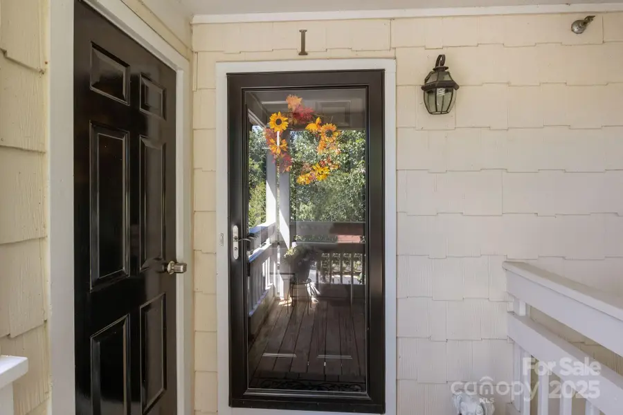 18009 Kings Point Drive #I, Cornelius, NC 28031 - Image #3