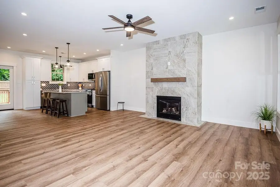 445 Governors View Road, Asheville, NC 28805 - Image #3