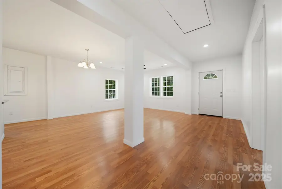 105 Falls Avenue, Granite Falls, NC 28630 - Image #3