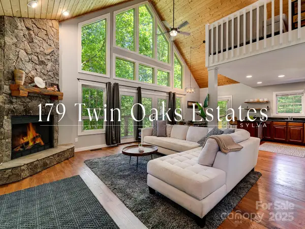179 Twin Oaks Estates, Sylva, NC 28779
