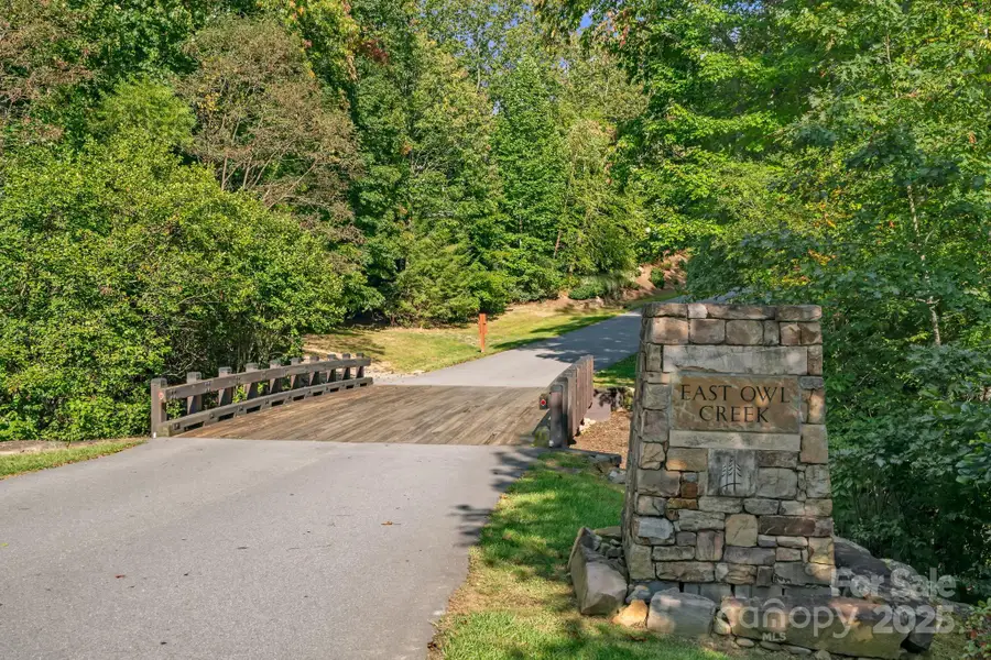 25 E Owl Creek Lane, Fairview, NC 28730 - Image #2