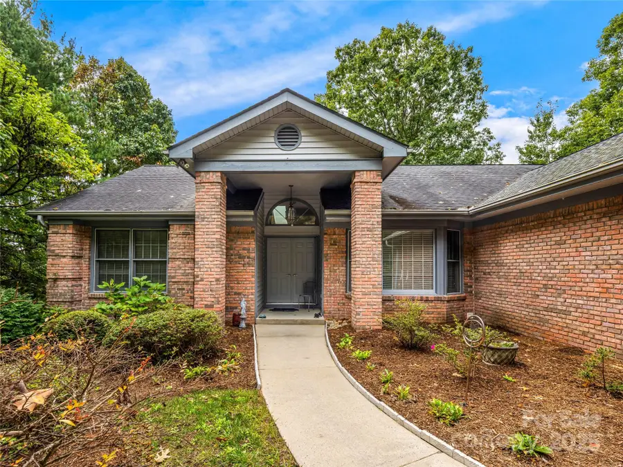 811 Sunlight Ridge, Hoopers Creek Township, NC 29792 - Image #2